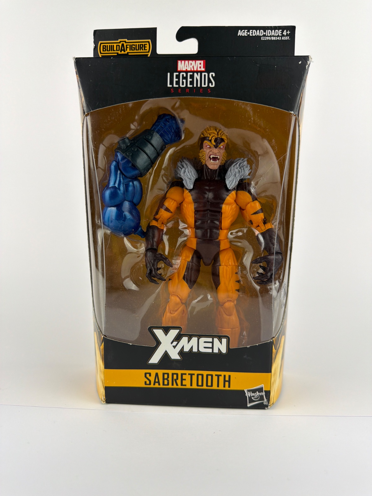 Hasbro Marvel Legends Sabretooth