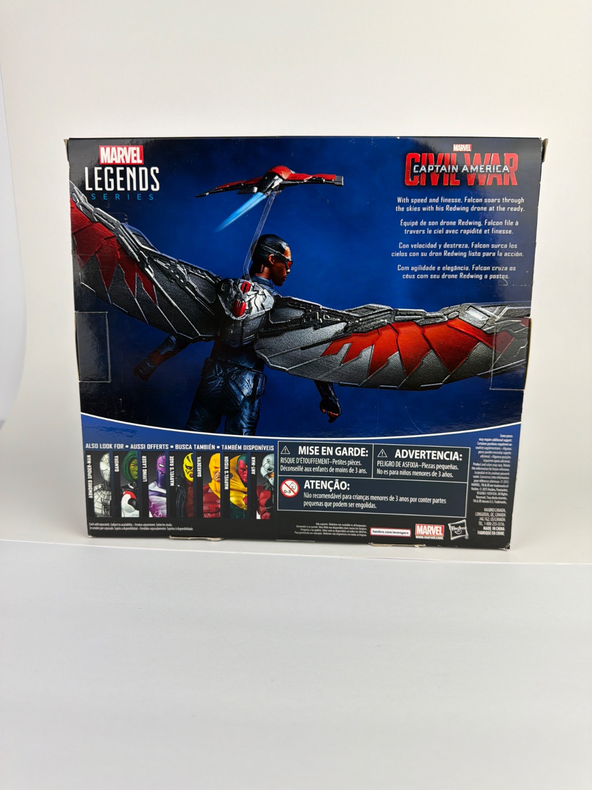 Marvel Legends Series Falcon with Flight Tech and Redwing (3.75-Inch)
