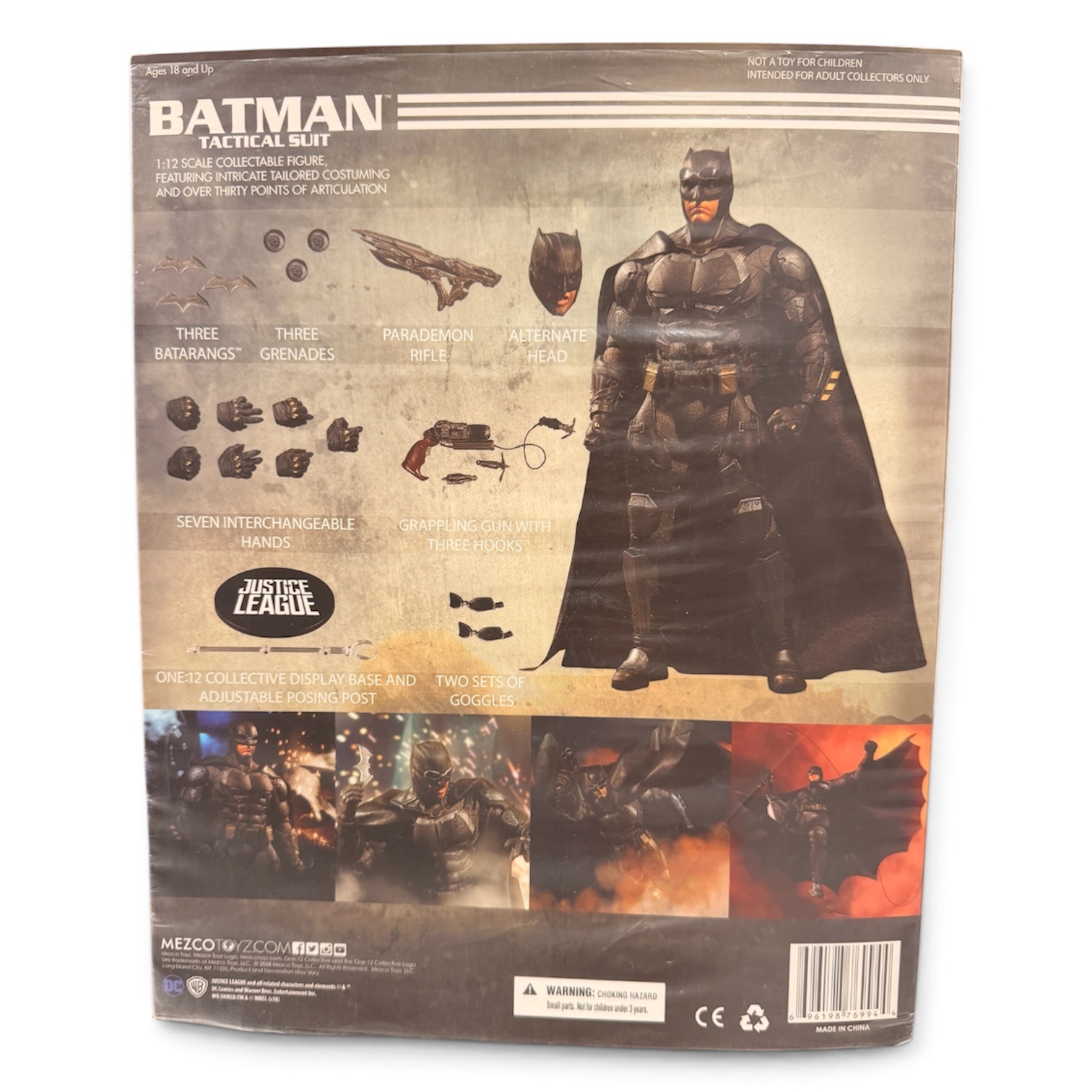 Mezco One:12 Collective Justice League Tactical Suit Batman