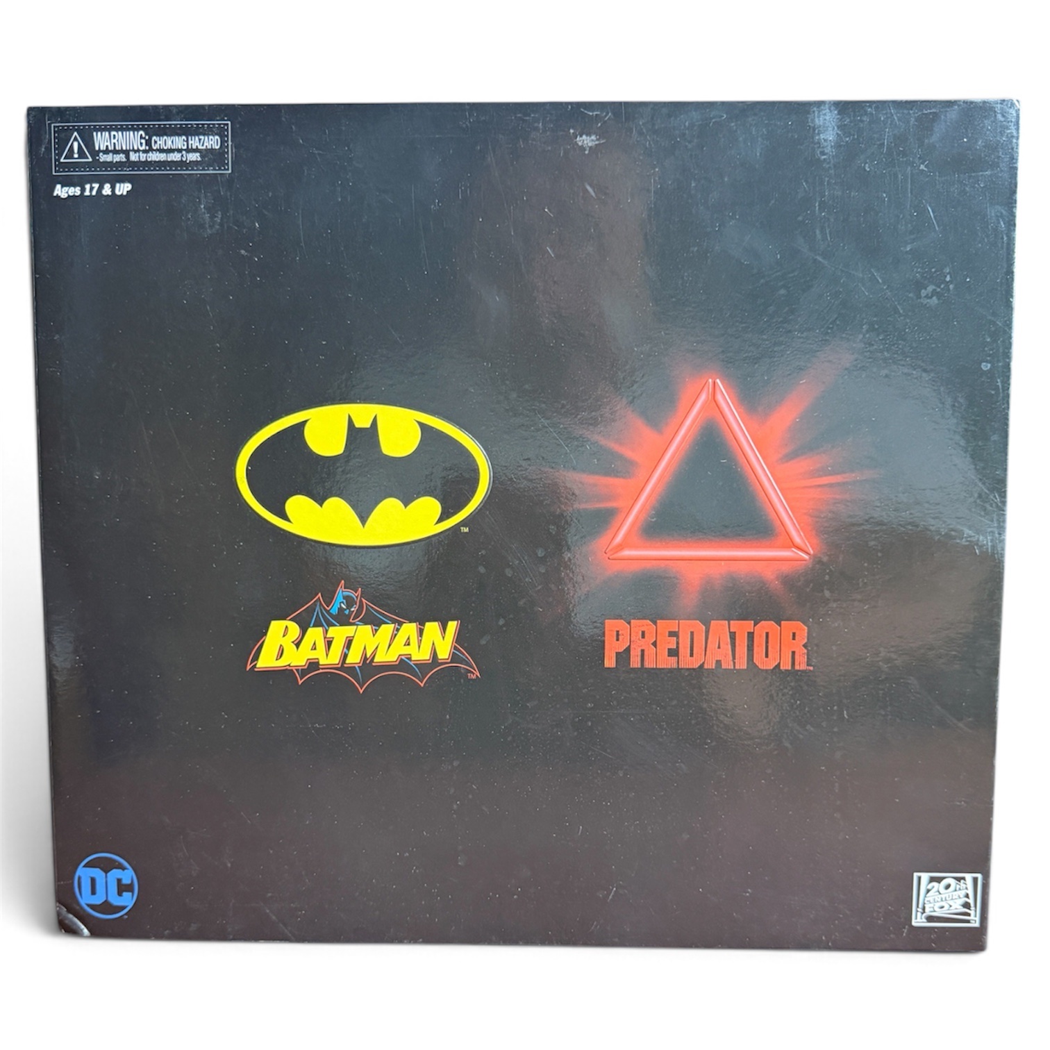 NECA 2019 SDCC Exclusive Batman Vs Predator 2-Pack
