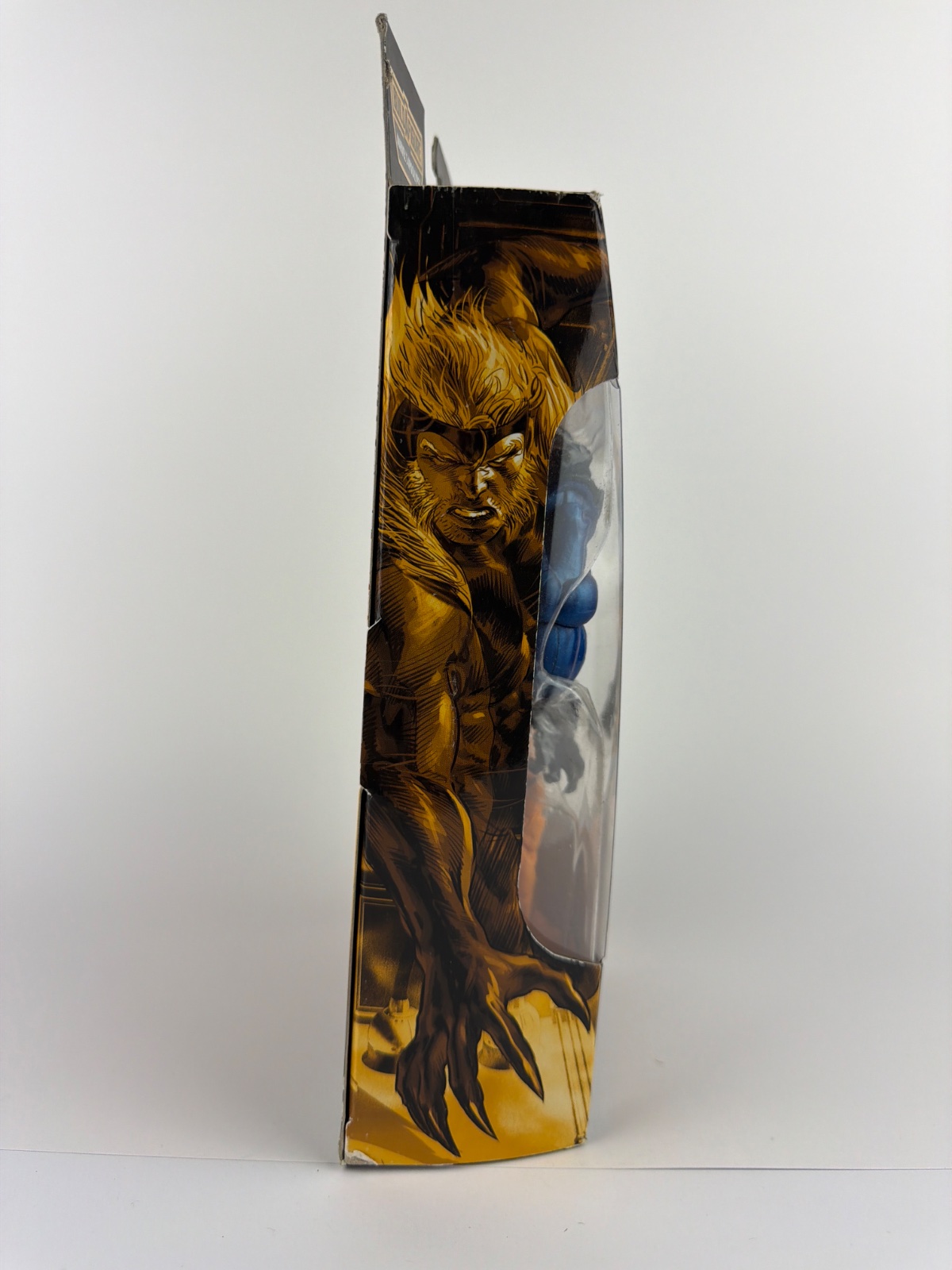 Hasbro Marvel Legends Sabretooth