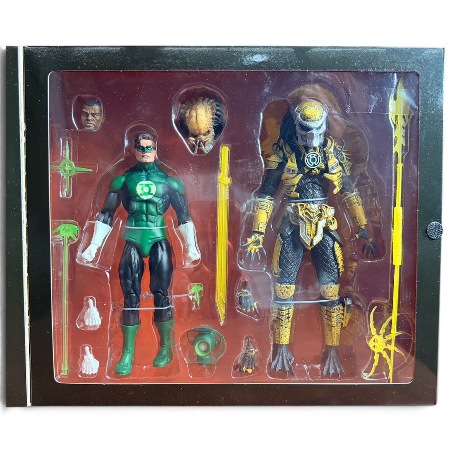 NECA NYCC 2019 Exclusive Green Lantern vs. Sinestro Corps Predator 2-Pack